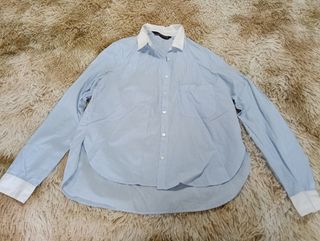 Camisa Zara azul a rayas