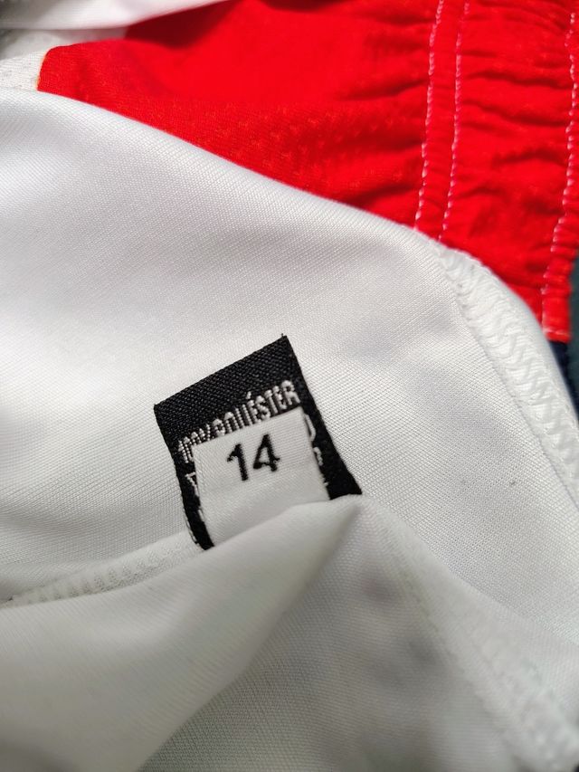 Attrezzatura atletica per ragazzi di 14 anni