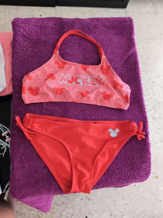 Bikini niña Mickey Mouse rojo talla 10
