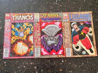 varios cómics de héroes cósmicos
