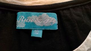 Vestido RUN & FLY negro