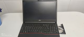 Portátil Fujitsu Lifebook E554
8 a la venta