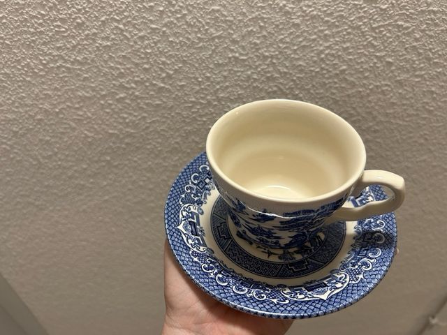 Vajilla inglesa diseño Willow azul y blanco