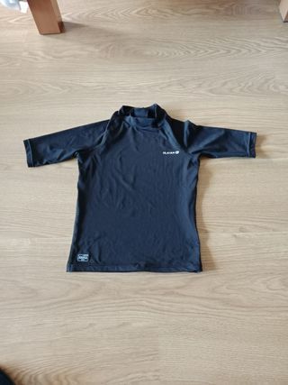 Camiseta UV OLAIAN niño talla 6 años