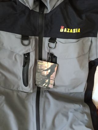 Chaqueta BAZASIA gris y negra