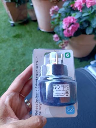 Adaptador enchufe suizo