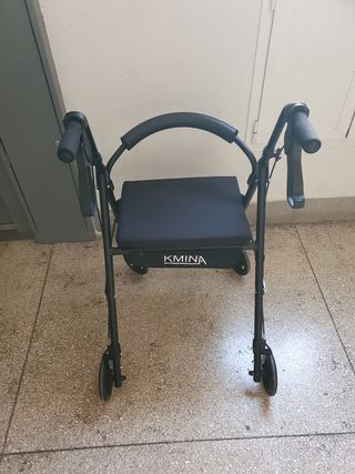 Andador con ruedas KMINA