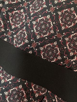 Vestito floreale nero a trapezio