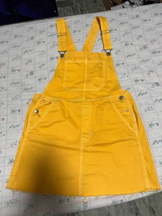 Mono corto amarillo