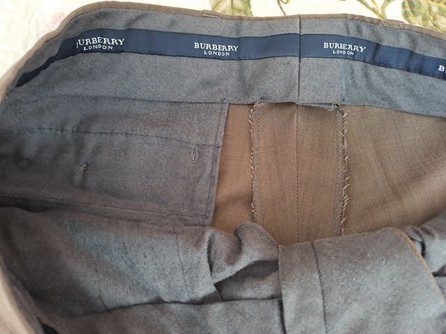 Pantalones Burberry marrón talla 46 entretiempo