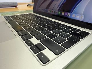 MacBook Air M2 - Plata