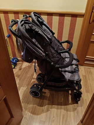 Silla gemelar compacta