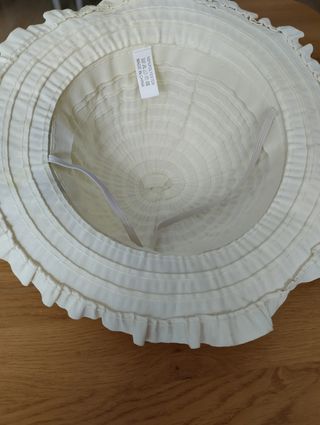 GORRO niña blanco flores
