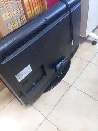 TV Samsung 32" negra