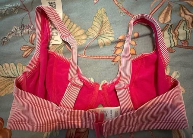 Bikini superior rosa y rojo