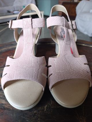Sandalias tacón beige-rosa