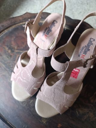 Sandalias tacón beige-rosa