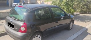 Renault Clio 2004
