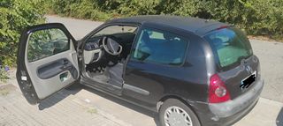 Renault Clio 2004