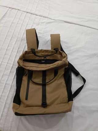 Mochila Pull&Bear marrón