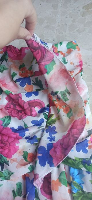 Falda floral volante lateral talla M