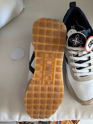 Munich - Zapatillas beige y blancas