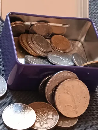 Lote mixto Francia mas de 30 monedas + regalo