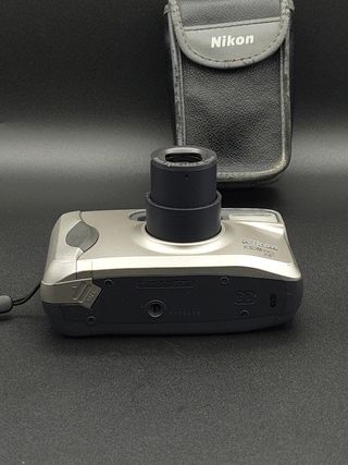 Nikon Zoom 210 AF Cámara analógica compacta