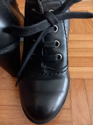 Zapatos de piel negros Wonders