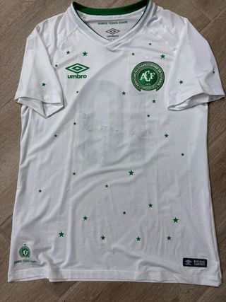 Camiseta Chapecoense Umbro - Blanca