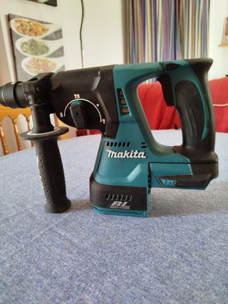 Taladro Martillo percutor Makita DHR243Z a batería