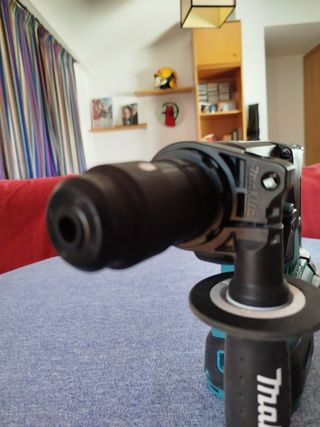 Taladro Martillo percutor Makita DHR243Z a batería