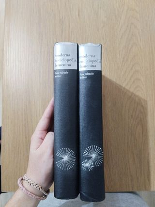 Moderna enciclopedia femenina