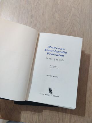 Moderna enciclopedia femenina