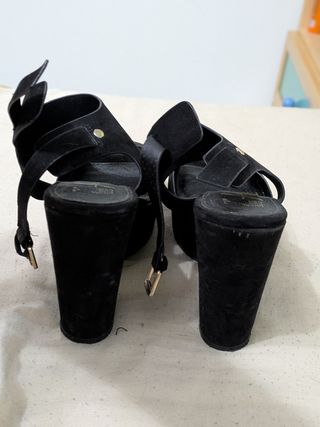 Sandalias Primark negras - Talla 37