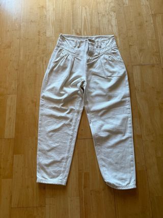 Pantalones vaqueros blancos