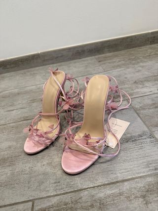 Sandalias tacón aguja rosa