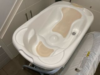 Cambiador bebé con bañera