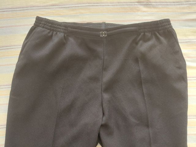 Pantalón negro mujer