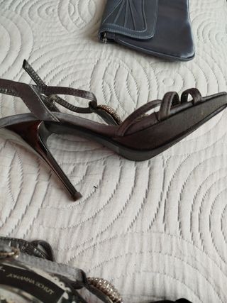 Tacones Johanna Schultz Gris