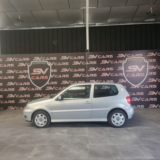 Volkswagen Polo 1.4 60 CV. Con sólo 101.400 kms.