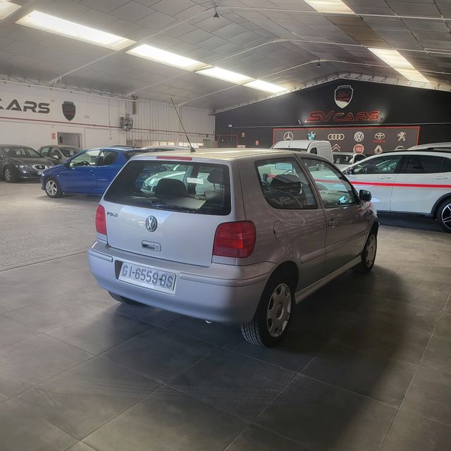 Volkswagen Polo 1.4 60 CV. Con sólo 101.400 kms.