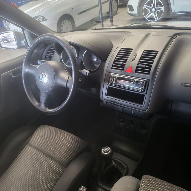 Volkswagen Polo 1.4 60 CV. Con sólo 101.400 kms.