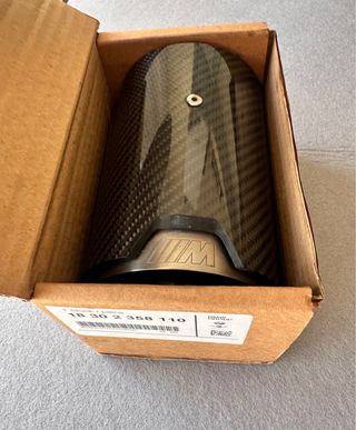 Escape carbono BMW M PERFORMANCE