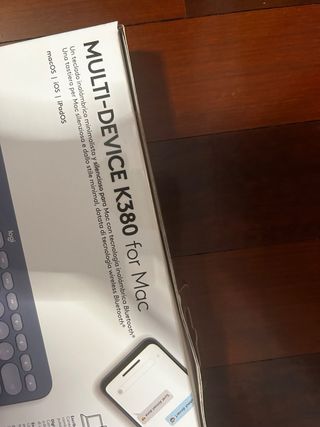 Logitech K380 Multi-Device Tastiera Bluetooth