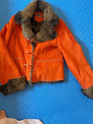 Cazadora ante pelo sintético naranja