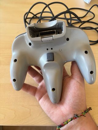 2 controller grigi per Nintendo 64