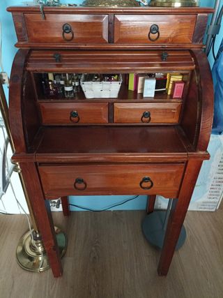 Escritorio madera marrón antiguo