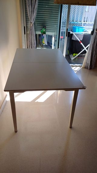 Mesa Ikea blanca extensible