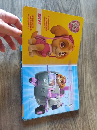 PATRULLA CANINA LIBRO PUZZLE MEDIANO